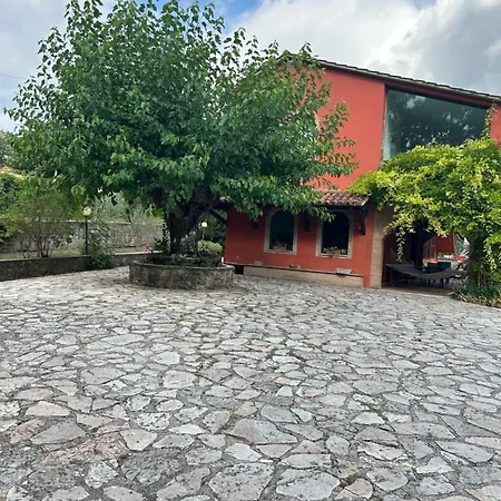 Self Catering With Pool In Umbria, Italy Todi